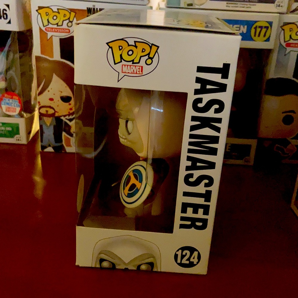 Taskmaster Pop Marvel - Picture 2 of 2